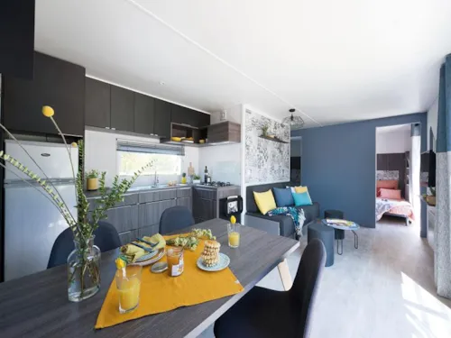 Location - Mobil Home Ciela Prestige - 3 Chambres Dont 1 Suite Parentale - Draps, Serviettes Et Barbecue Inclus - image n°5 - Camping Le Pommier