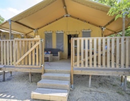 Location - Tente Ciela Nature Lodge - 3 Chambres - Cuisine Équipée – Salle De Bain - Camping Le Pommier