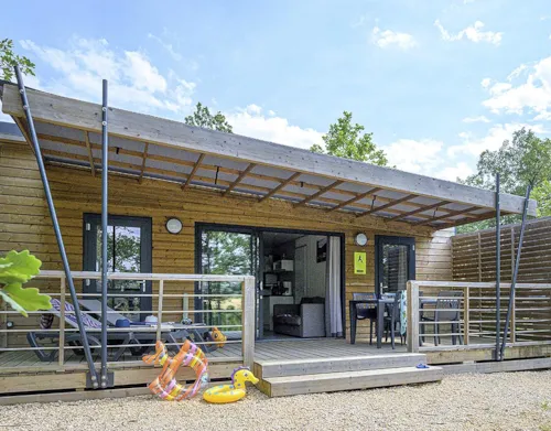 Location - Chalet Ciela Prestige - 2 Chambres Dont 1 Suite Parentale -  Draps, Serviettes Et Barbecue Inclus - image n°1 - Camping Le Pommier