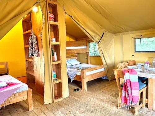 Location - Tente Ciela Nature - 2 Chambres (Sans Sanitaire) - image n°4 - Camping Le Pommier