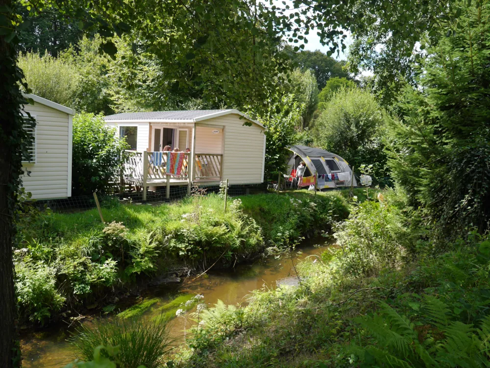 Camping Le Moulin de Cadillac - image n°2 - Camping Direct