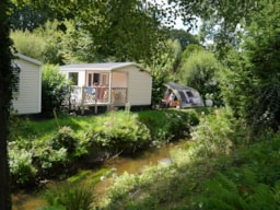 Camping Le Moulin de Cadillac - image n°2 - Roulottes