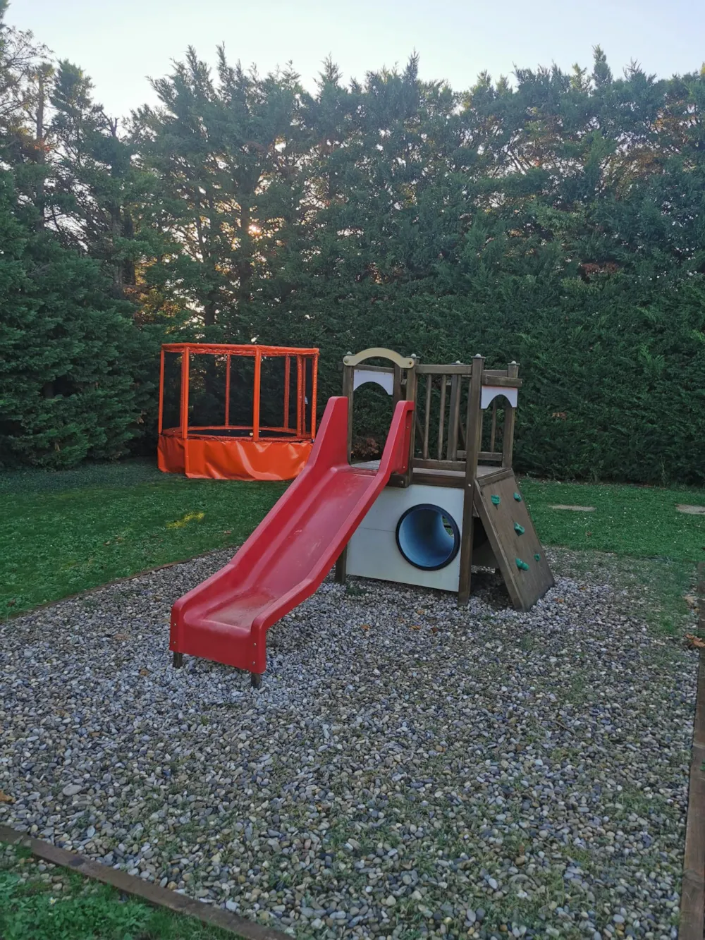 Location - Mobil Home Traditionnel - Camping des Favards