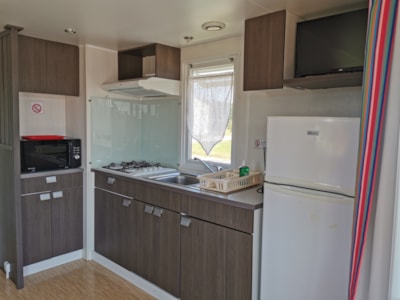 Traditional Mobile Home — 2
