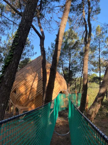 Mietunterkunft - Cabane La Fleur Du Bout Du Monde - Le Pertuis du Rofo