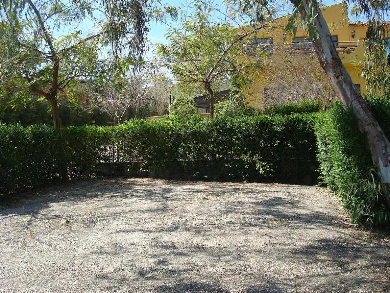 Emplacement Tente, Caravane Ou Camping-Car  + Voiture