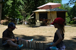 Establishment Camping Seasonova Etang De La Vallée - Combreux