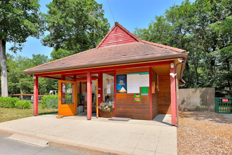 Camping Seasonova Etang de la Vallée