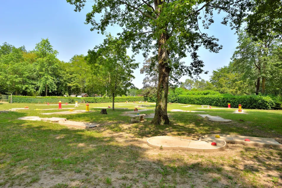 Camping Seasonova Etang de la Vallée