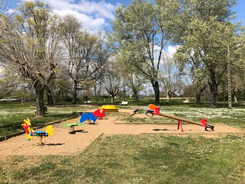 Camping de Thoissey - Val de Saône