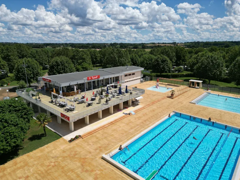 Cabanes Du Val De Saône