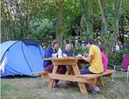 Kampeerplaats(en) - Premium Kampeerplaats - Camping de Thoissey - Val de Saône