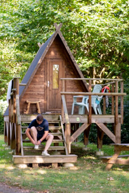 Location - Cabane En Bois Avec Terrasse (2 Adultes + 1 Enfant) - Camping de Thoissey - Val de Saône