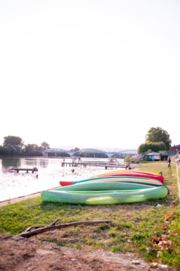 Camping de Thoissey - Val de Saône - image n°24 - Roulottes