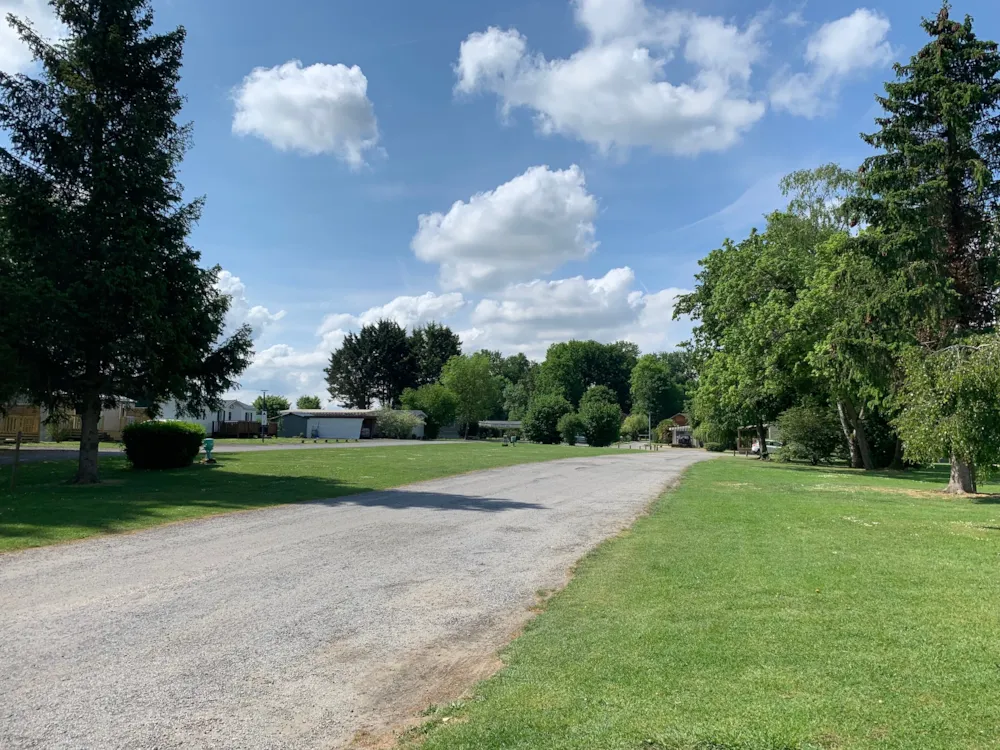 Pitch : Car + Caravan Or Camping-Car