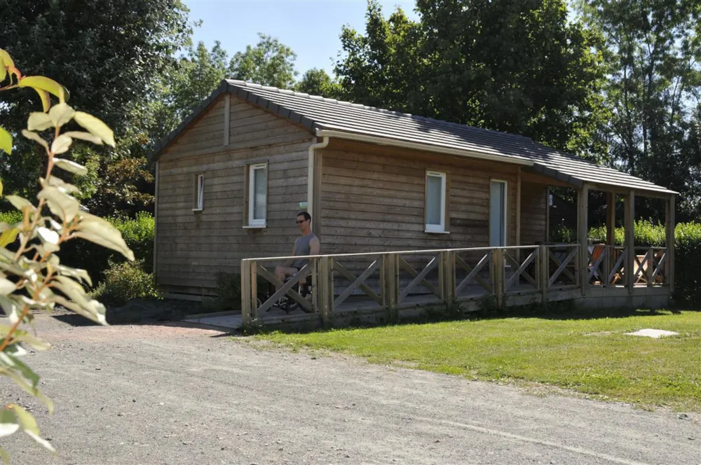 Mietunterkunft - Chalet Ausgestattet Für Behindertes Confort 2 Zimmer 35M² + Terrasse + Tv - Flower Camping du Port Caroline