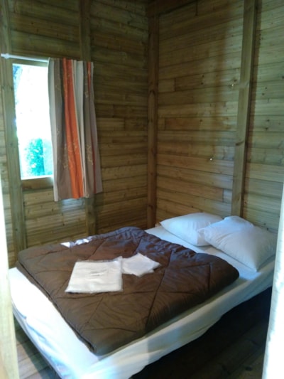 Wooden cabin Family 3 bedrooms 25m² (without toilet blocks) + terrace