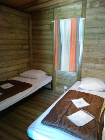 Wooden cabin Family 3 bedrooms 25m² (without toilet blocks) + terrace