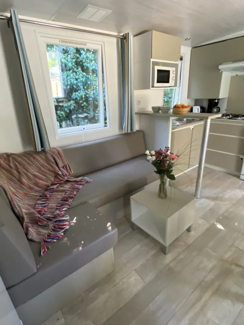 Homeflower Premium 3 Chambres 30.5M² + Terrasse Semi-Couverte + Tv + Lv