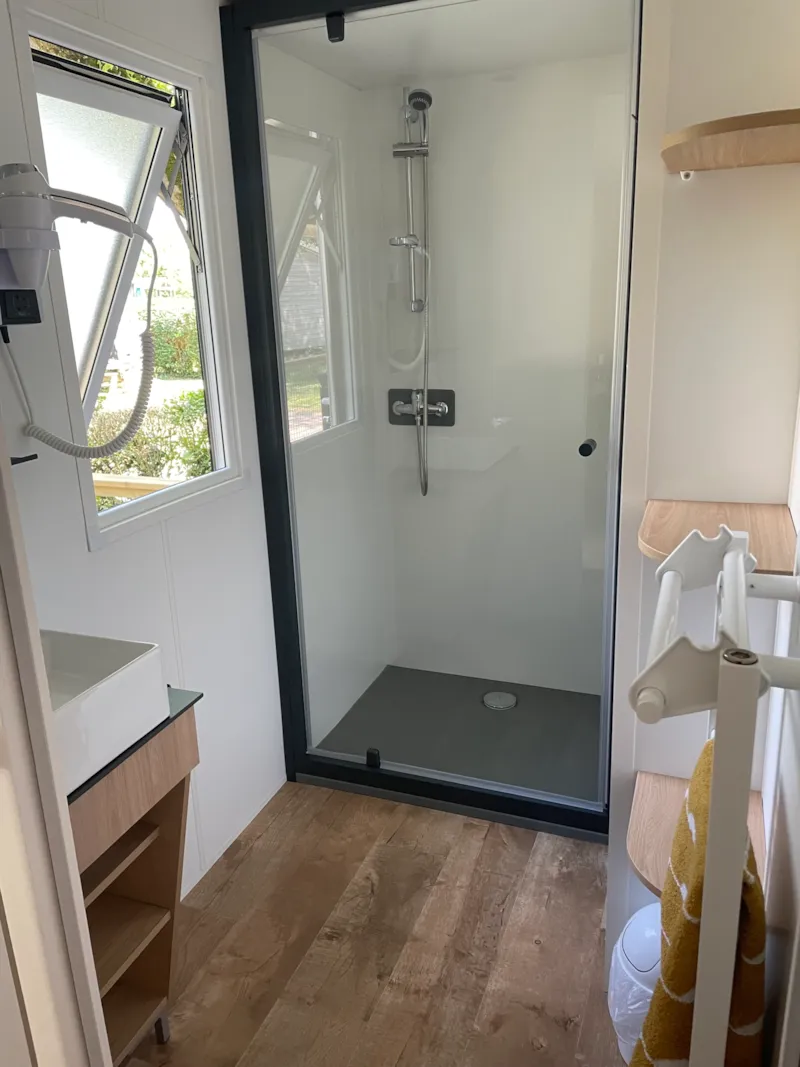 Homeflower Premium 2023 - 2 Chambres 29M² + Terrasse Semi-Couverte + Lv + Tv