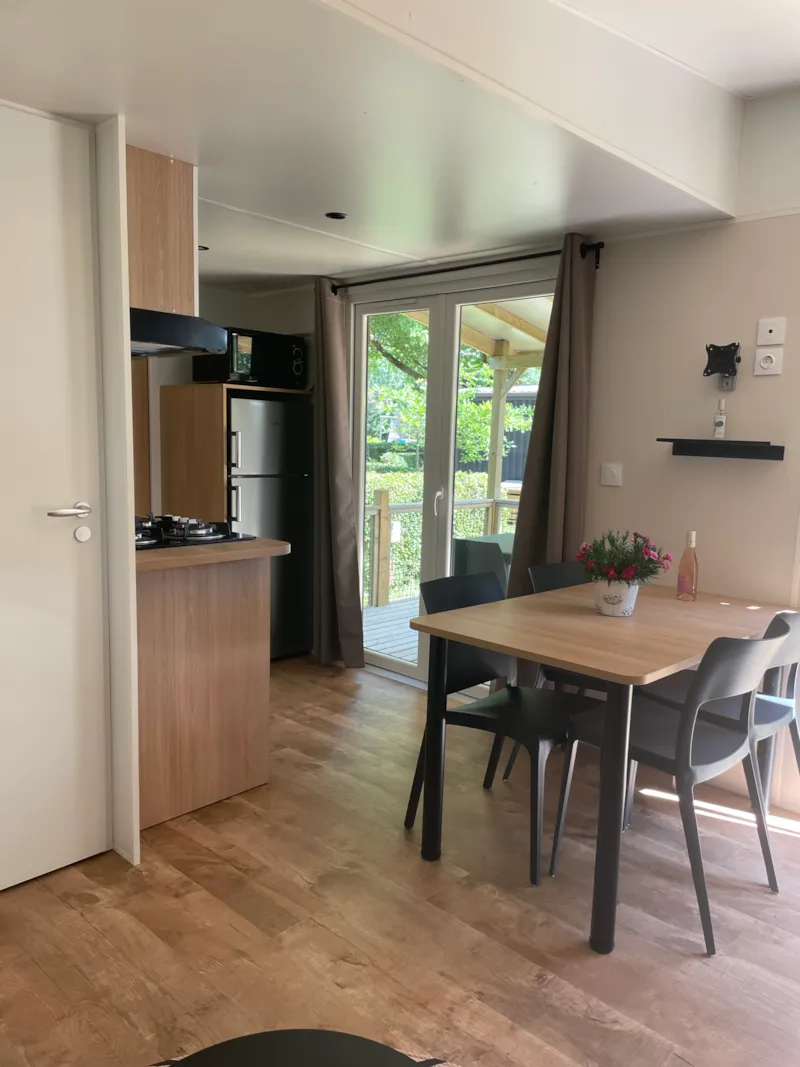 Homeflower Premium 2023 - 2 Chambres 29M² + Terrasse Semi-Couverte + Lv + Tv