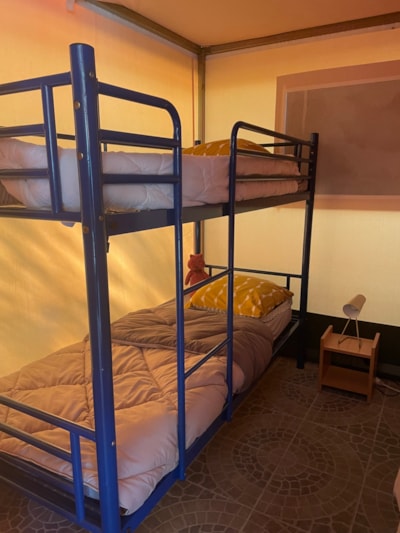 Canvas bungalow Standard 2 bedrooms 25m² (without toilet blocks)