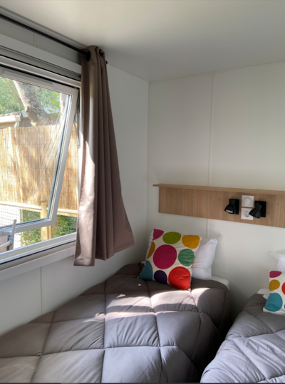 Homeflower Premium 2023 - 3 bedrooms 35m² + Terrace+ dishwacher + TV