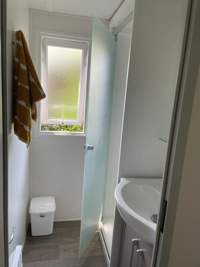 Mobil Home Premium 4 Chambres 40M² + Terrasse Semi-Couverte + Tv + Lv