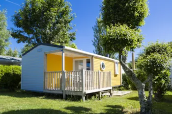 Mietunterkunft - Comfortabele Stacaravan 28M² - 2 Schlafkamers - Halfoverdekt Terras - Tv + Vaatwasser - Flower Camping Le Kerleyou 