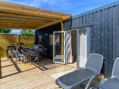 Homeflower Premium - 35m² - 3 bedrooms + 21m² covered terrace + AIR CONDITIONING + TV — 2