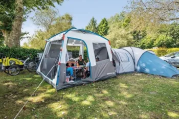 Emplacement - Emplacement Nu Sans Électricité - Camping Paradis Domaine de Bel Air