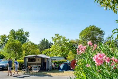 Camping Tikayan La Prairie - Provenza-Alpi-Costa Azzurra - Immagine n°5 Camping Tikayan La Prairie - Provenza-Alpi-Costa Azzurra - Immagine n°5