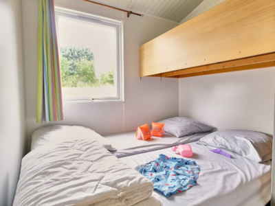 Canvas bungalow