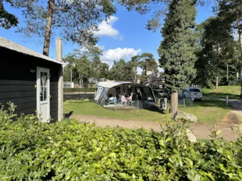 Stellplatz - Stellplatzkomfort Mit Privater Sanitärversorgung  Leeuwerik - Camping Samoza