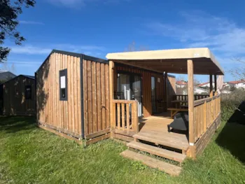 Accommodation - Sunêlia Prestige 2 Bedrooms 1 Bathroom, Jacuzzi - Camping ERREKA - Sea Green by Sunêlia