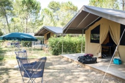 Accommodation - Sweet Wood & Canvas Tent + - Huttopia Fontvieille