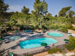 Camping Huttopia Fontvieille - image n°1 - ClubCampings