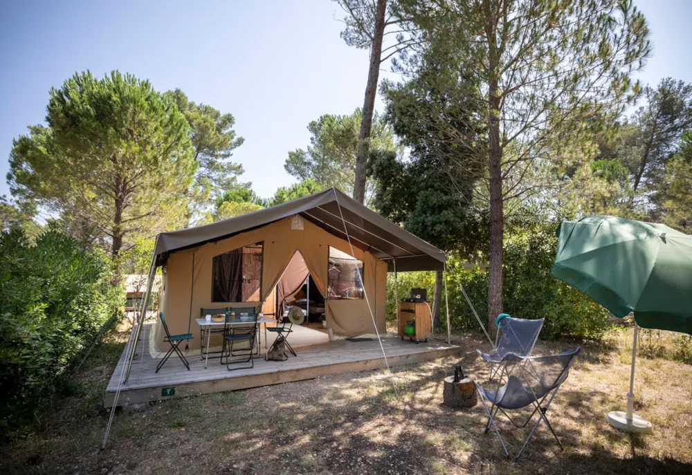 Accommodation - Sweet Wood & Canvas Tent + - Huttopia Fontvieille