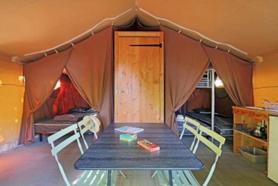 Sweet Wood & Canvas tent +
