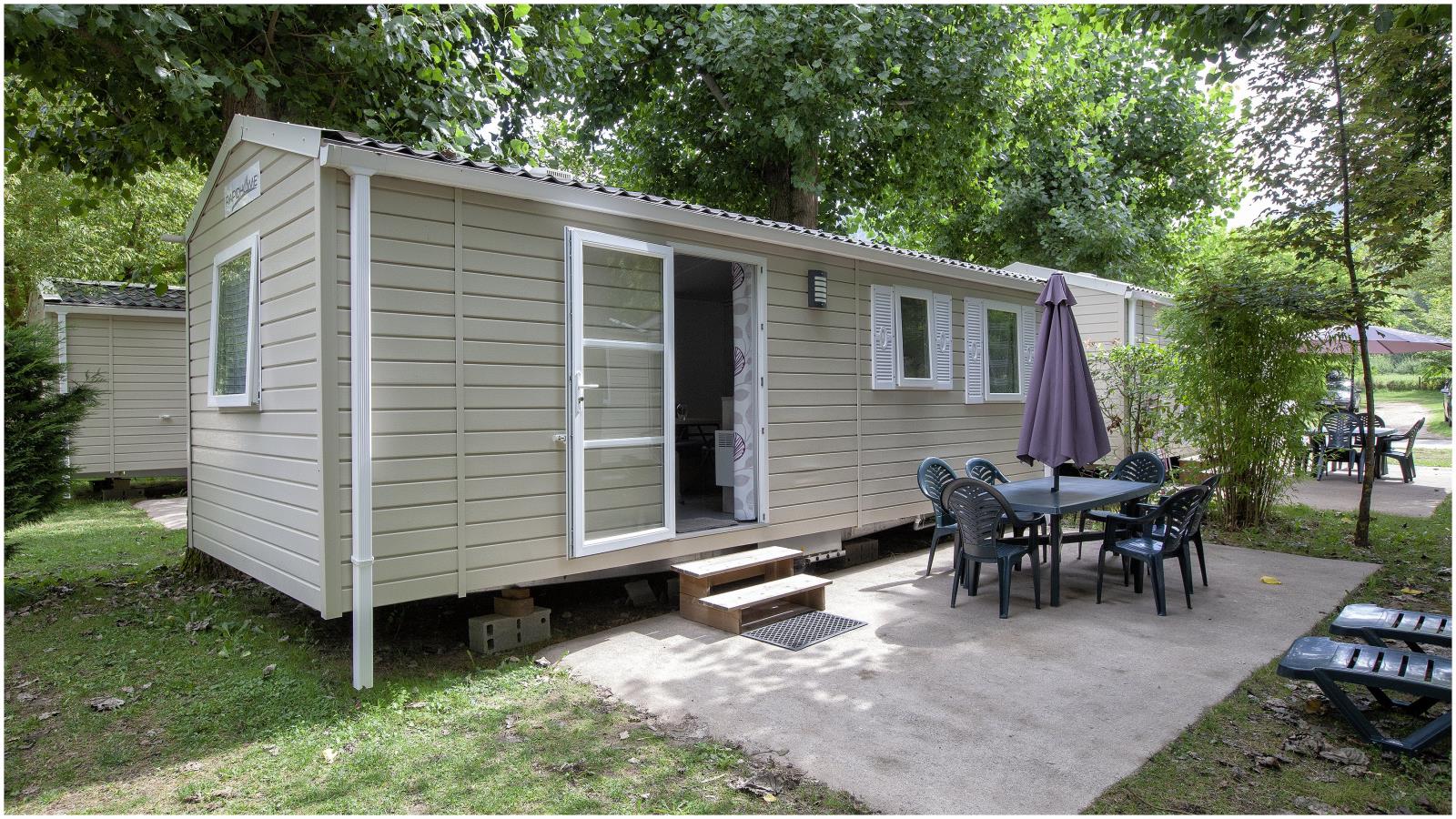 Huuraccommodatie - Mobil Home Lodge (Année 2015) - 23M² - Dimanche 4/5 Pers. - Camping Saint-Pal