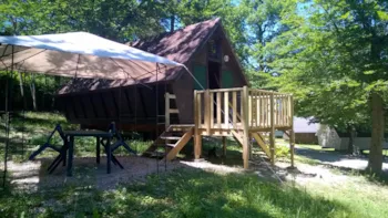 Mietunterkunft - Pfahlbauhütte - Terrasse - Camping La Régate