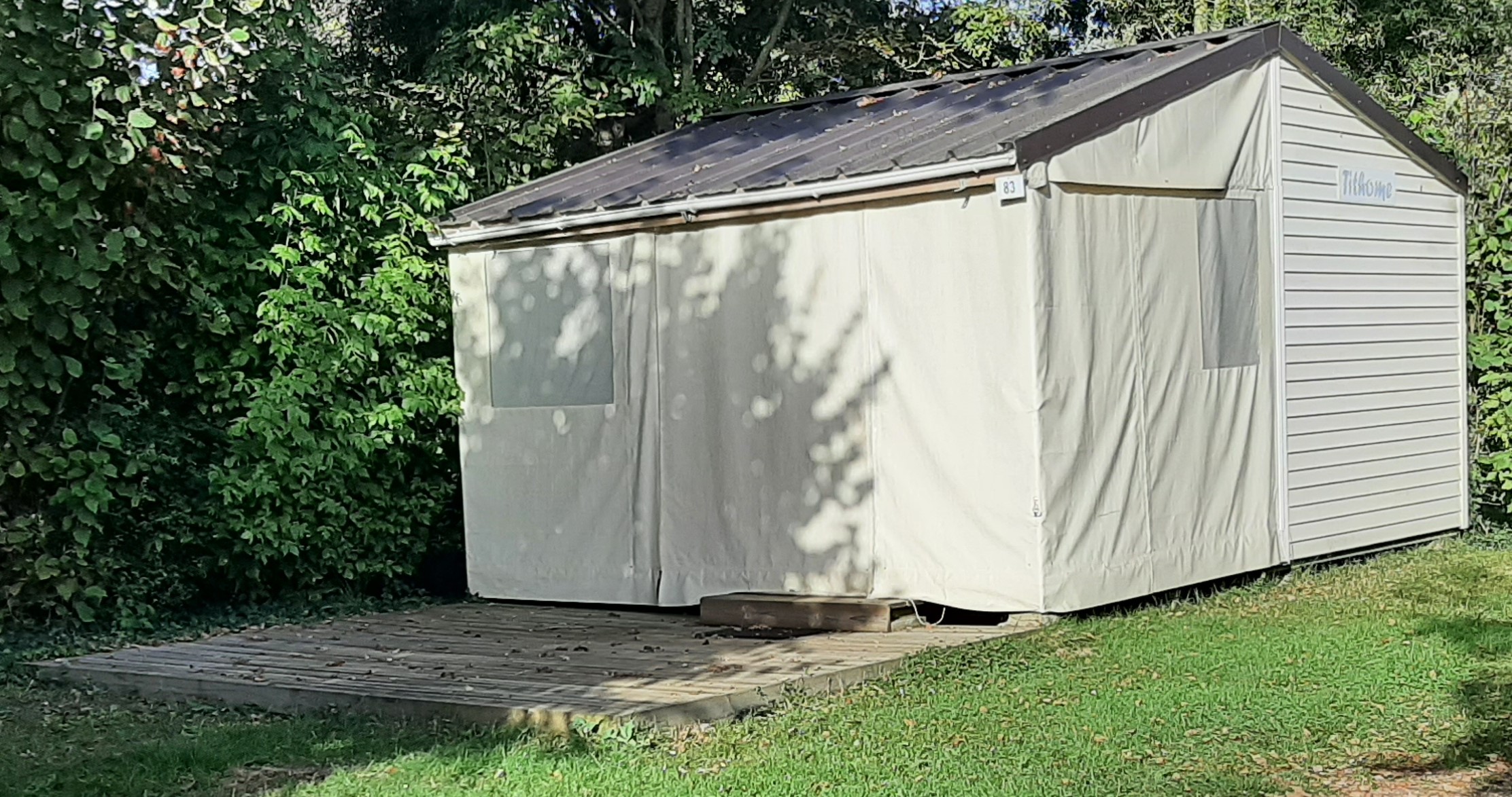 Location - Tit'home Standard - 2 Chambres 4/5 Personnes (Sans Sanitaires) - Camping Les Portes de l'Anjou