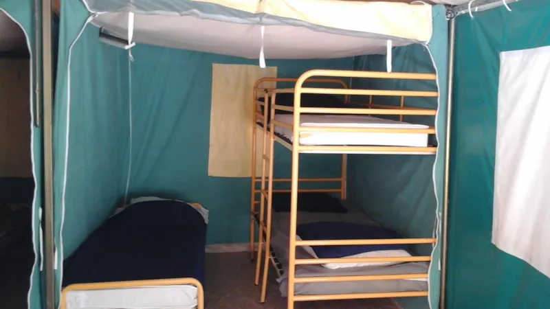 Bungalow Toilé Meublé 16M² (2 Chambres)