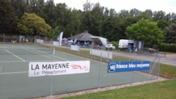 Sport Camping Le Parc De Vaux - Ambrières Les Vallées