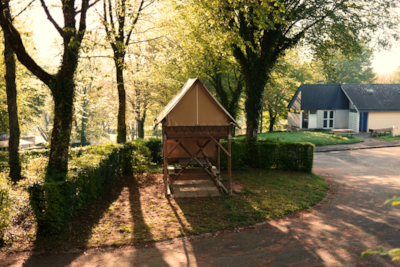 Wooden Bivouac tent on stilts (for hikers and cyclists on the road)