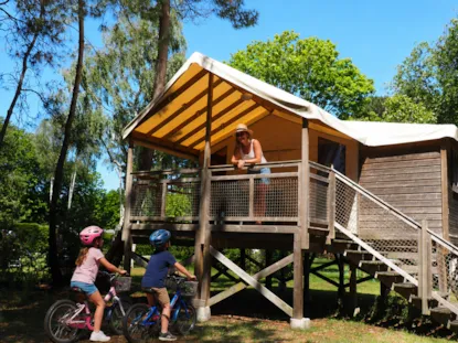 Insolite 25-2 (Capanna Su Palafitte) (>10 Anni) - Circa 25 M² - Massimo 4 Adulti /