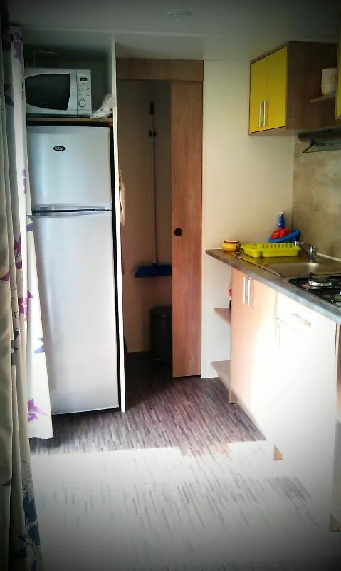 Huuraccommodatie(s) - Stacaravan Evolution - 31M² - 2 Kamers Met Airconditioning - image n°6 - CAMPING LES TRUFFIERES***