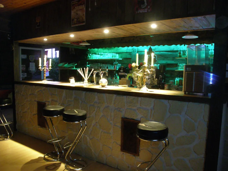 CAMPING LES TRUFFIERES***