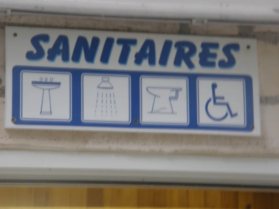 CAMPING LES TRUFFIERES***