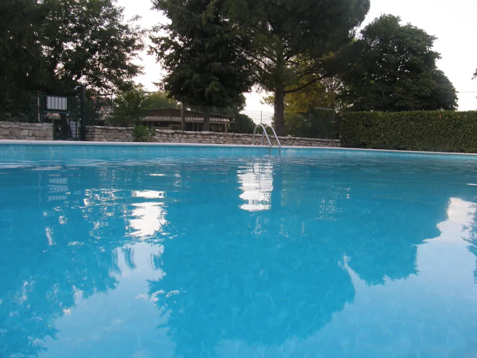 CAMPING LES TRUFFIERES***